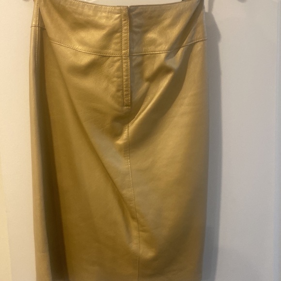 Worn once leather skirt by Bebe - Picture 2 of 2
